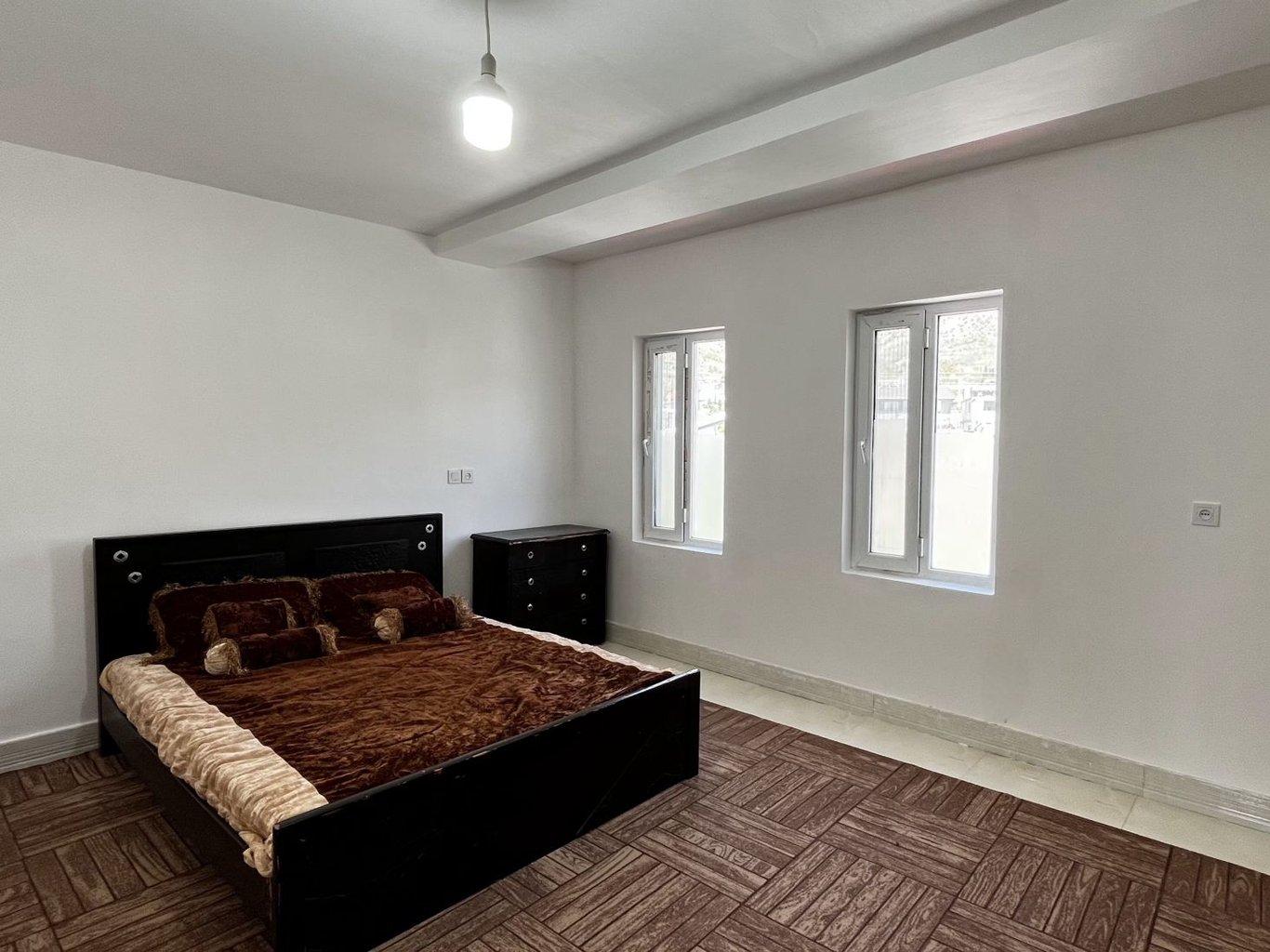 دوخوابه عزیزی زاده