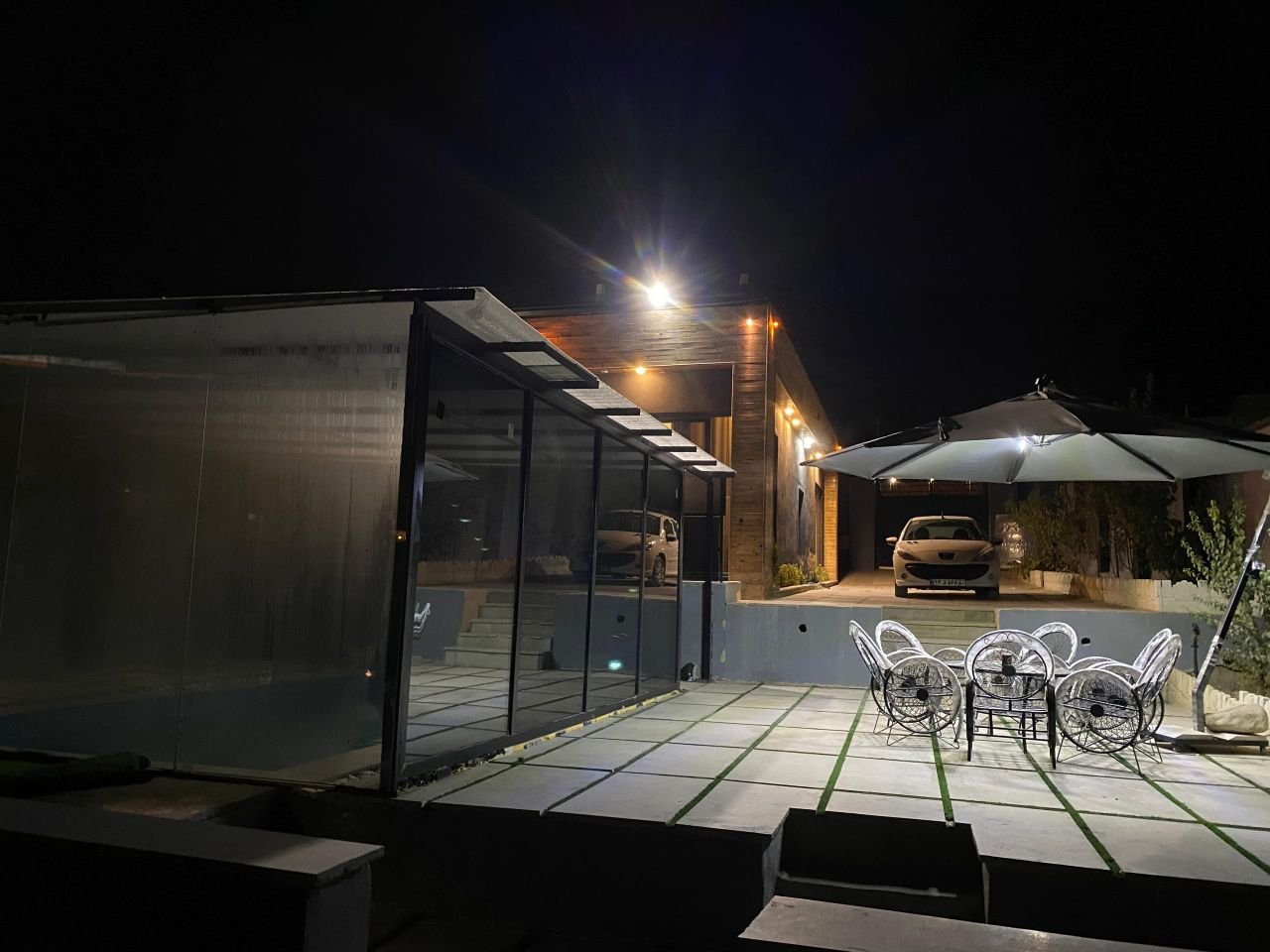 ویلا دوخوابه استخردار آبگرم بهادری