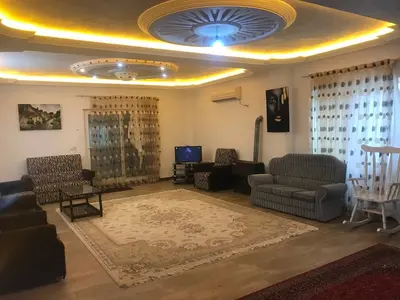 ویلا دوخوابه استخردار آبگرم باغ رستمی