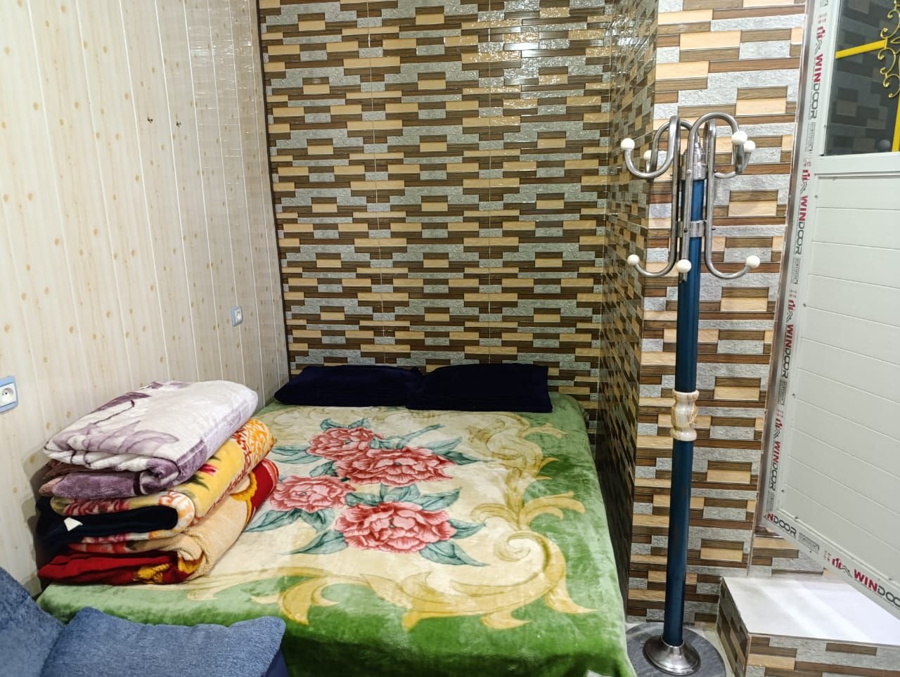 فلت دانیال 15