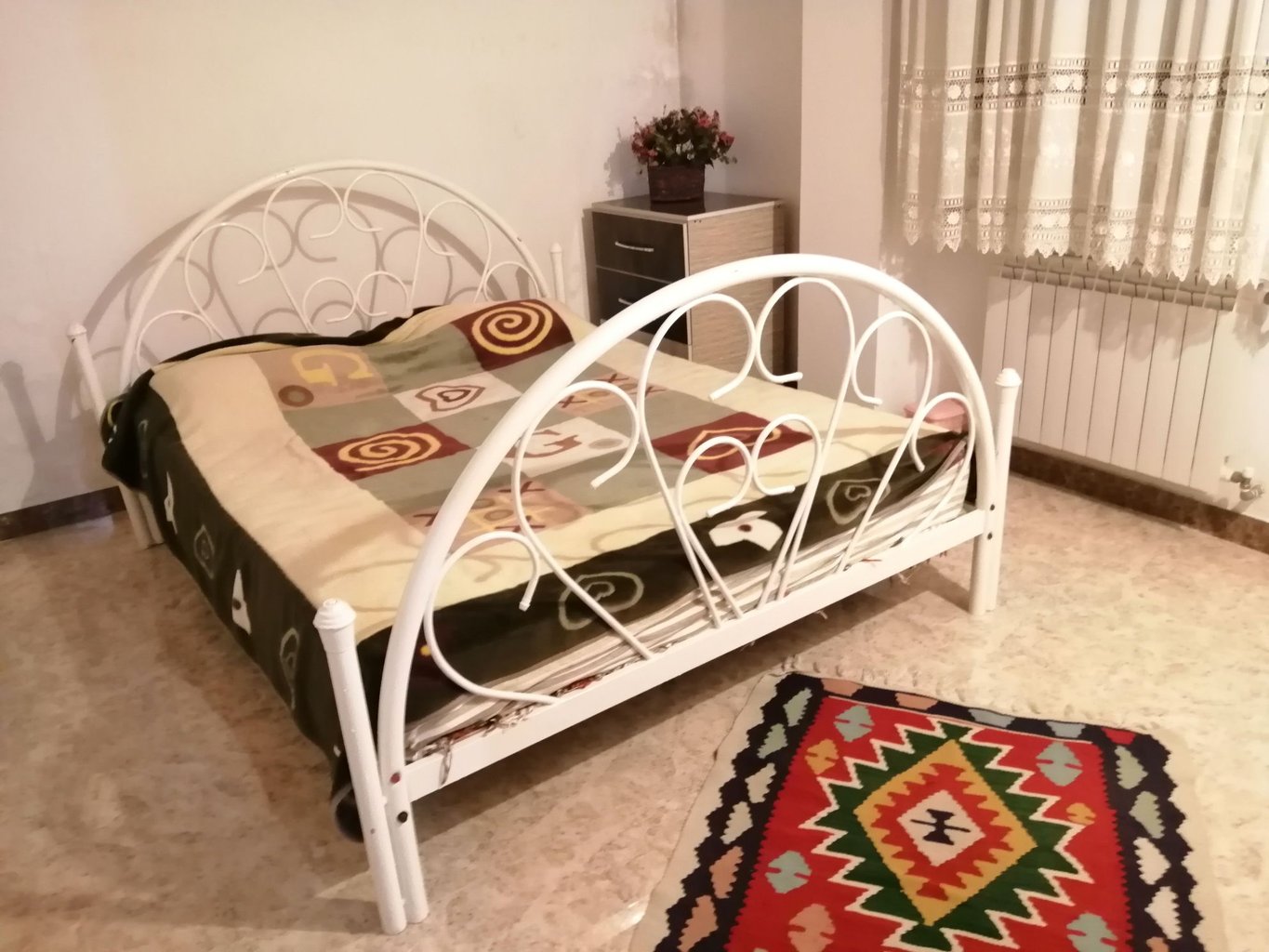 تریپلکس یک خوابه گلنار