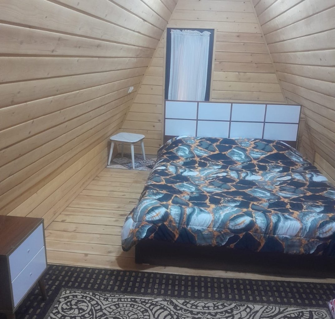 کلبه یک خوابه سوئیسی آفرین