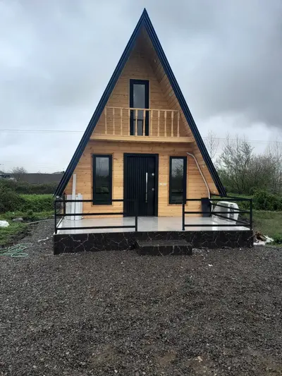 کلبه یک خوابه سوئیسی آفرین