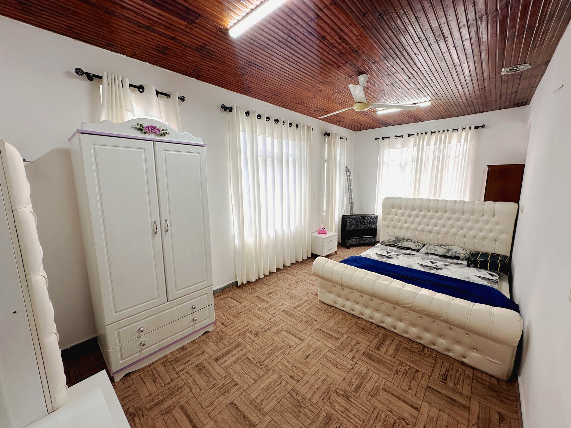 ویلا دوخوابه خلیف آباد 1