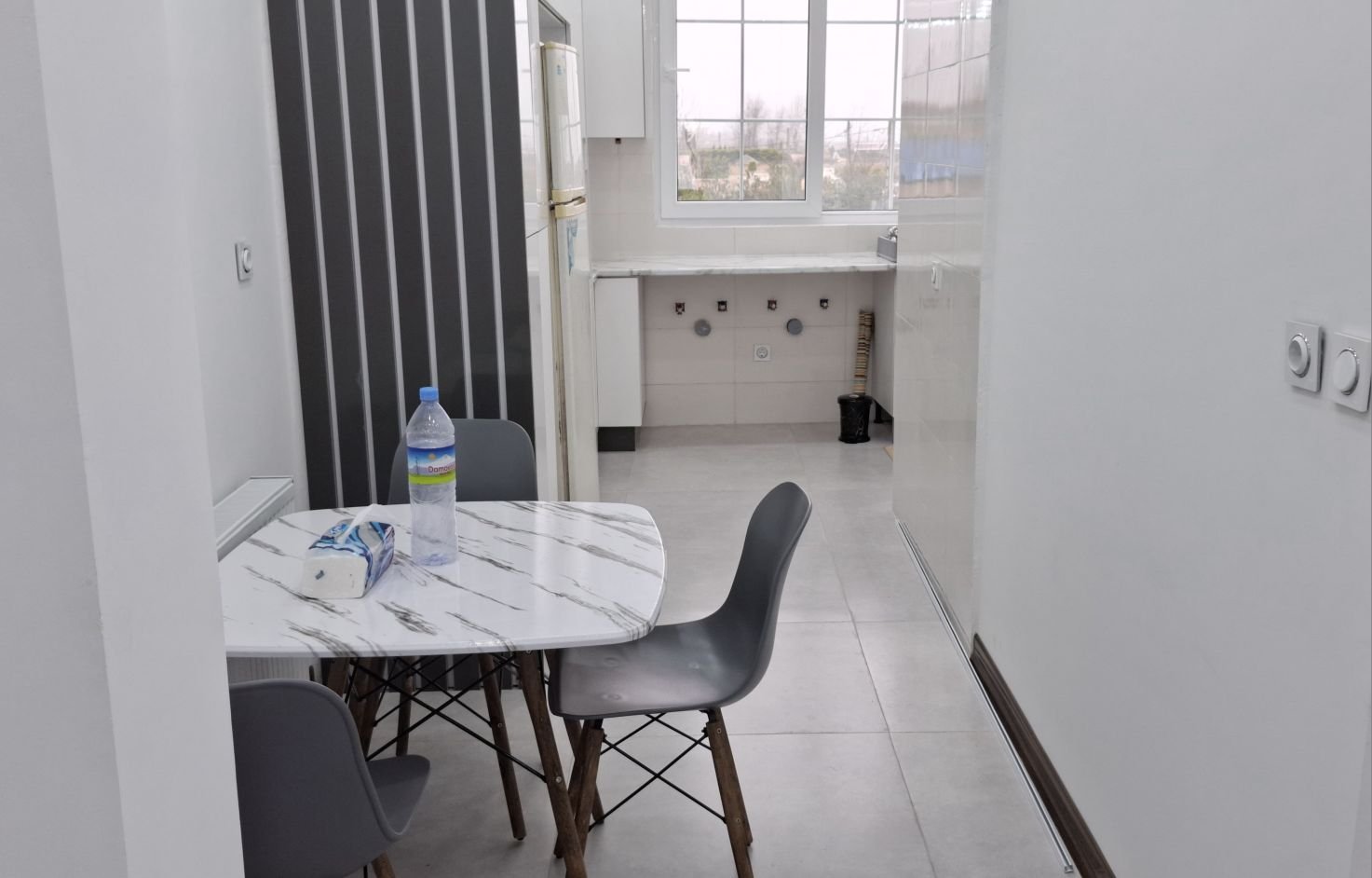 دوخوابه ساحلی استخردار آبگرم  دریای ۲