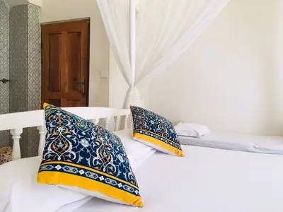 اقامتگاه سنتی آریانا - واحد دبل حیاط اول ۱۱۰