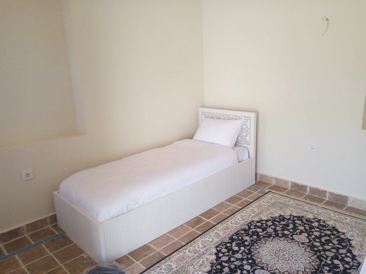 گل بانو - واحد شاه نشین ۱۰۱