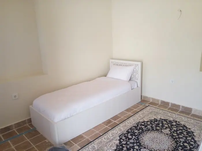 اقامتگاه سنتی گل بانو - واحد شاه نشین ۱۰۱