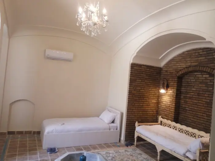 گل بانو - واحد ۳ تخته زیرزمین ۱۰۵