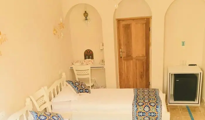 اقامتگاه آریانا - اتاق 205