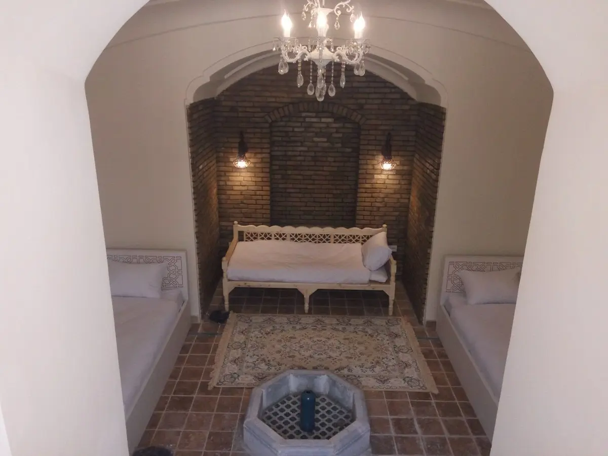 گل بانو - واحد ۳ تخته زیرزمین ۱۰۵