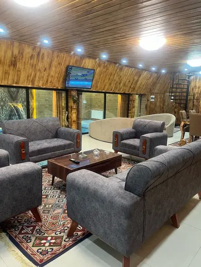 کلبه دوخوابه سوئیسی استخردار آبگرم سوشیال