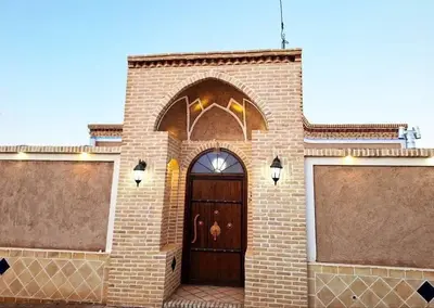 اقامتگاه سنتی فلت آوای کویر