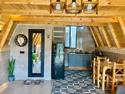 کلبه یک خوابه سوئیسی دوبلکس یزدان 1