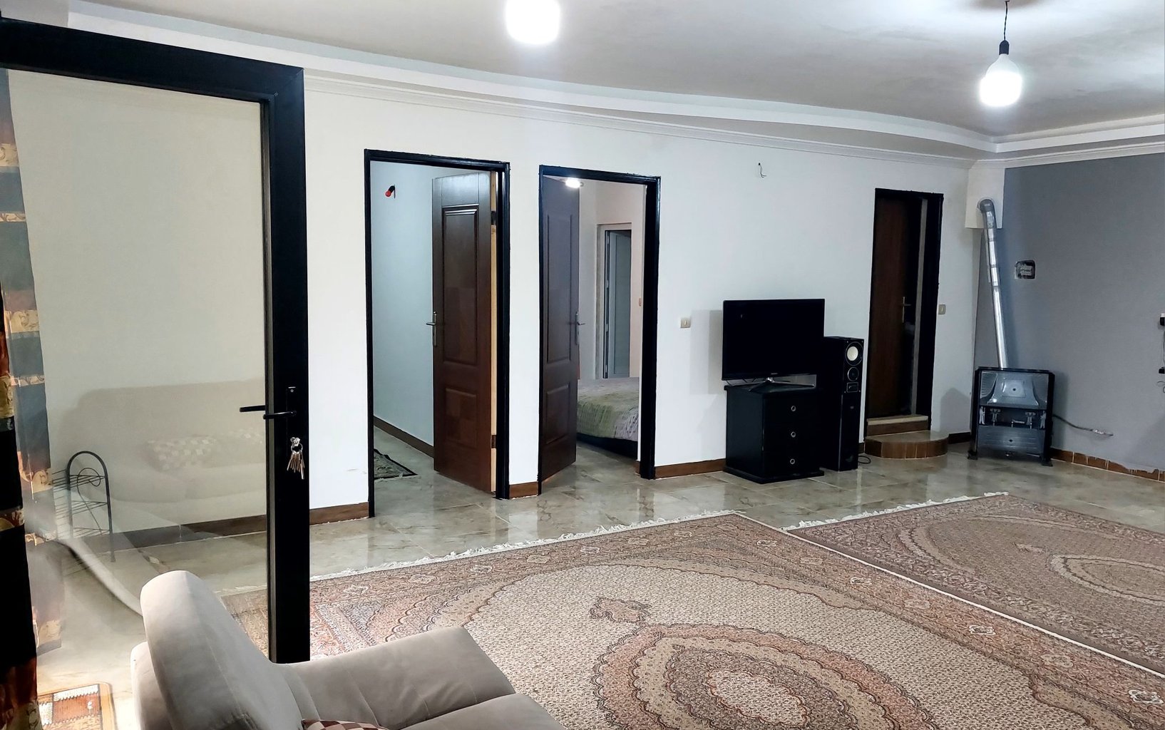 دوخوابه وایت هوم