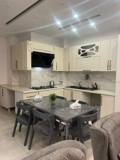 ویلا سه خوابه ساحلی استخردار ارغوان