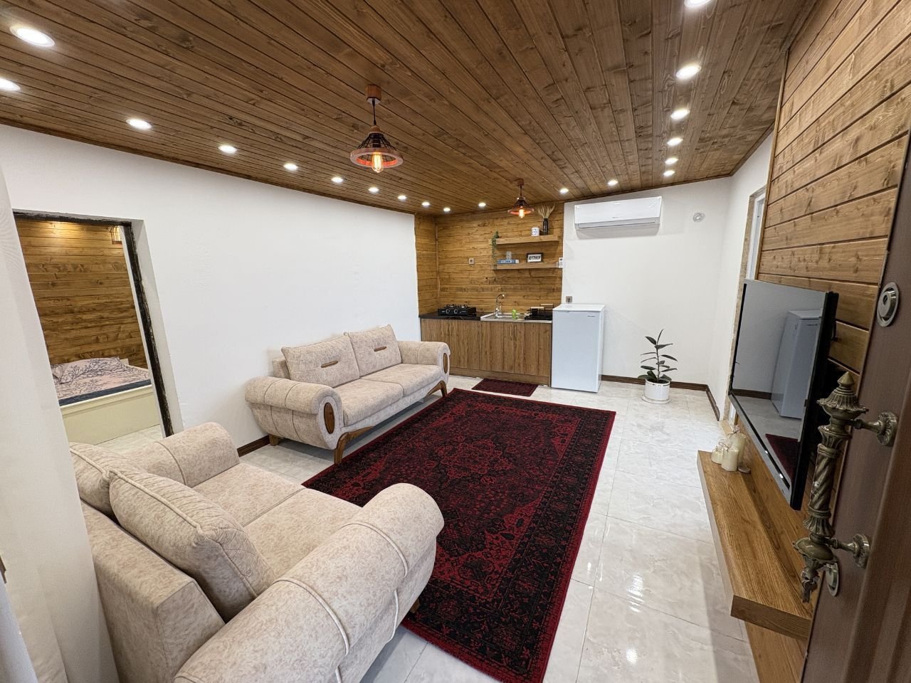 یک خوابه باغ وارش