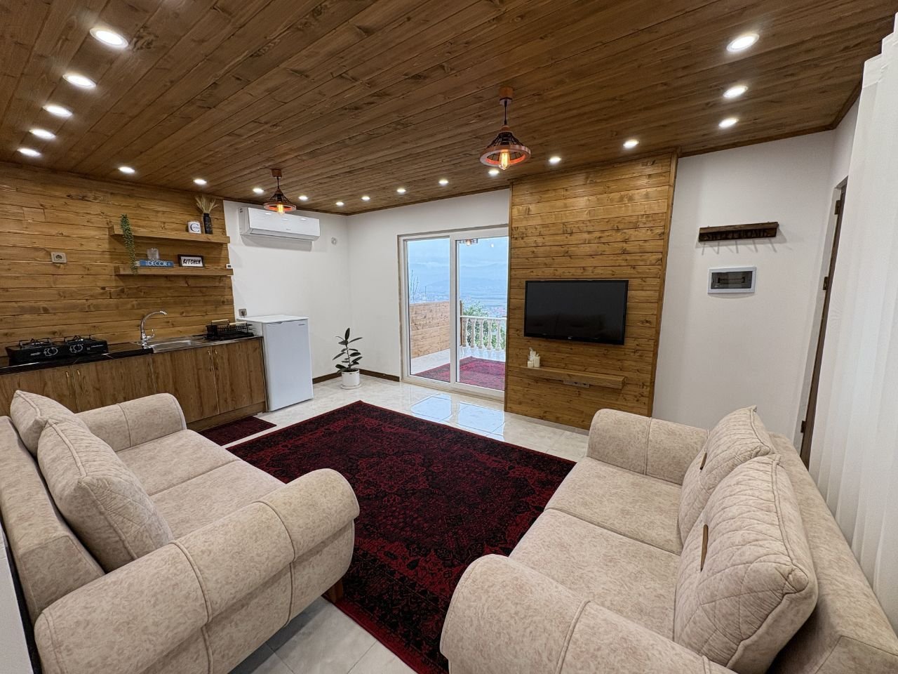 یک خوابه باغ وارش