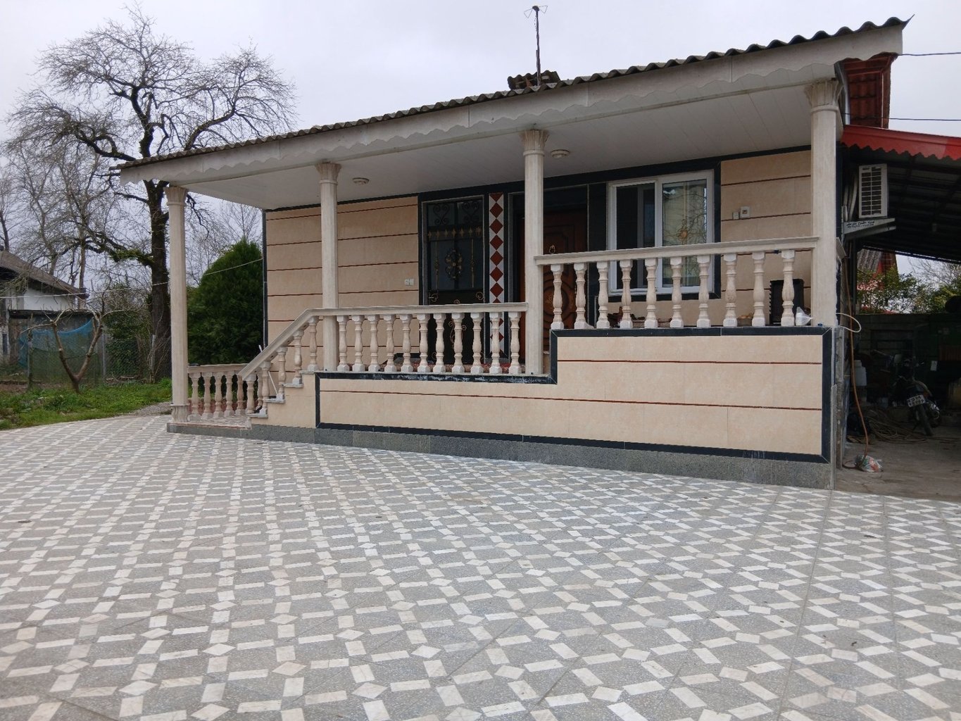 ویلا ویلا در نزدیکی ساحل گیسوم 