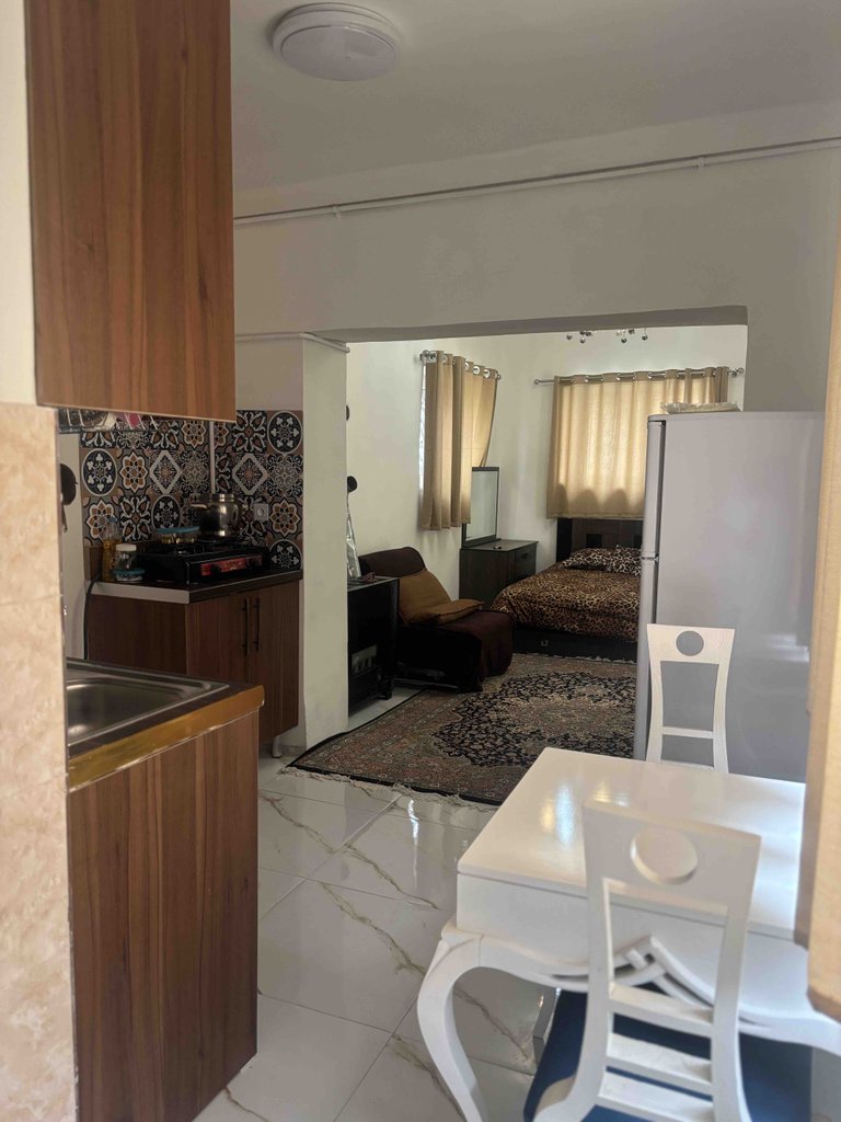 اقامتگاه سنتی خانه خورشید حصار - واحد سنبل