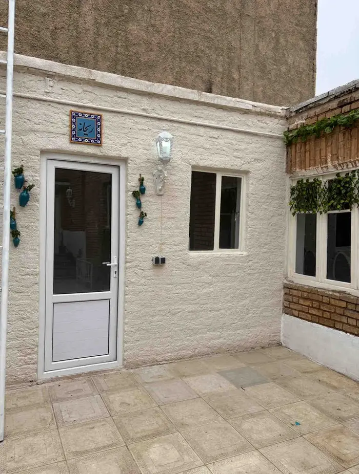 اقامتگاه سنتی خانه خورشید حصار - واحد ریحانه - انتخاب عنوان تصویر