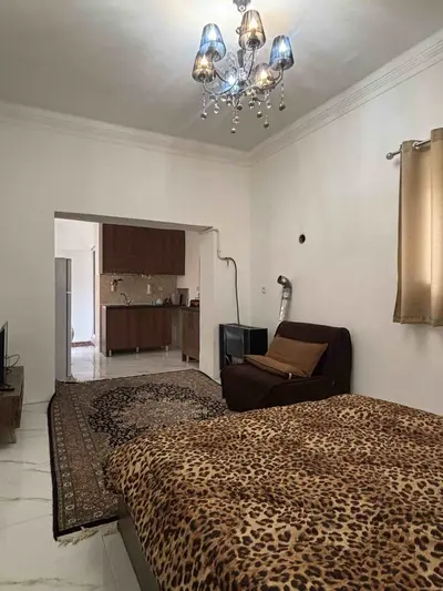 اقامتگاه سنتی خانه خورشید حصار - واحد سنبل