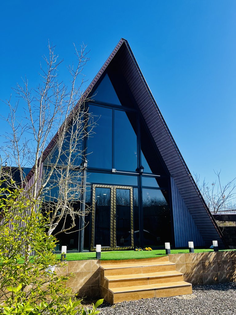 کلبه یک خوابه سوئیسی دوبلکس دژاوو