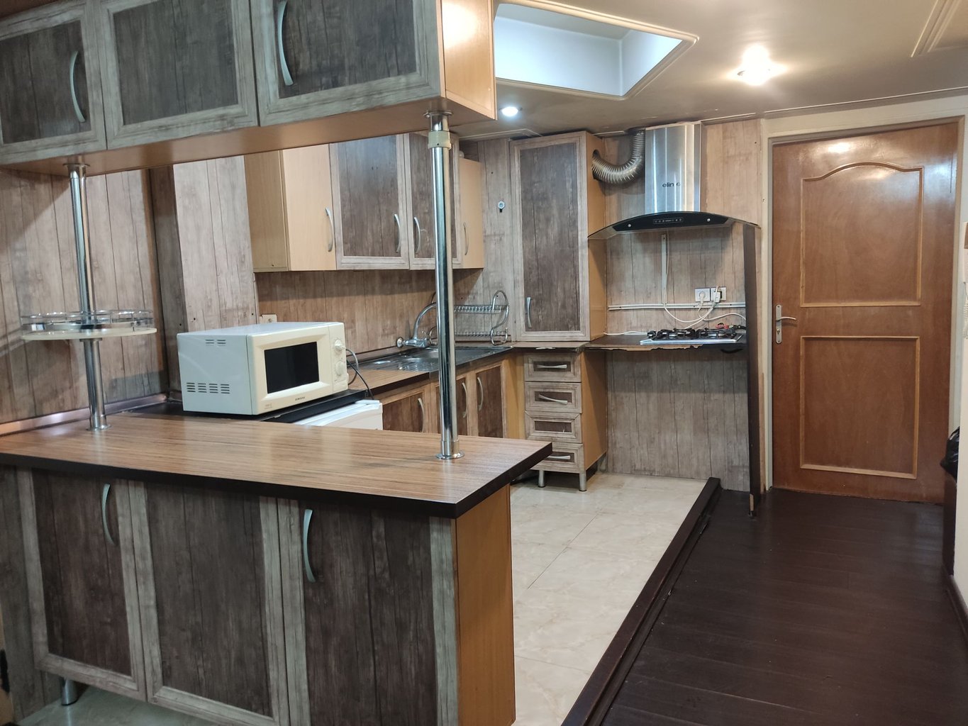 آپارتمان یک خوابه بلوار شریعتی