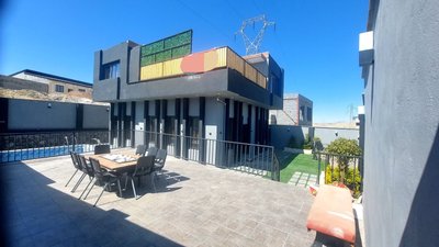 ویلا چهارخوابه استخردار آبگرم رویال مدرن