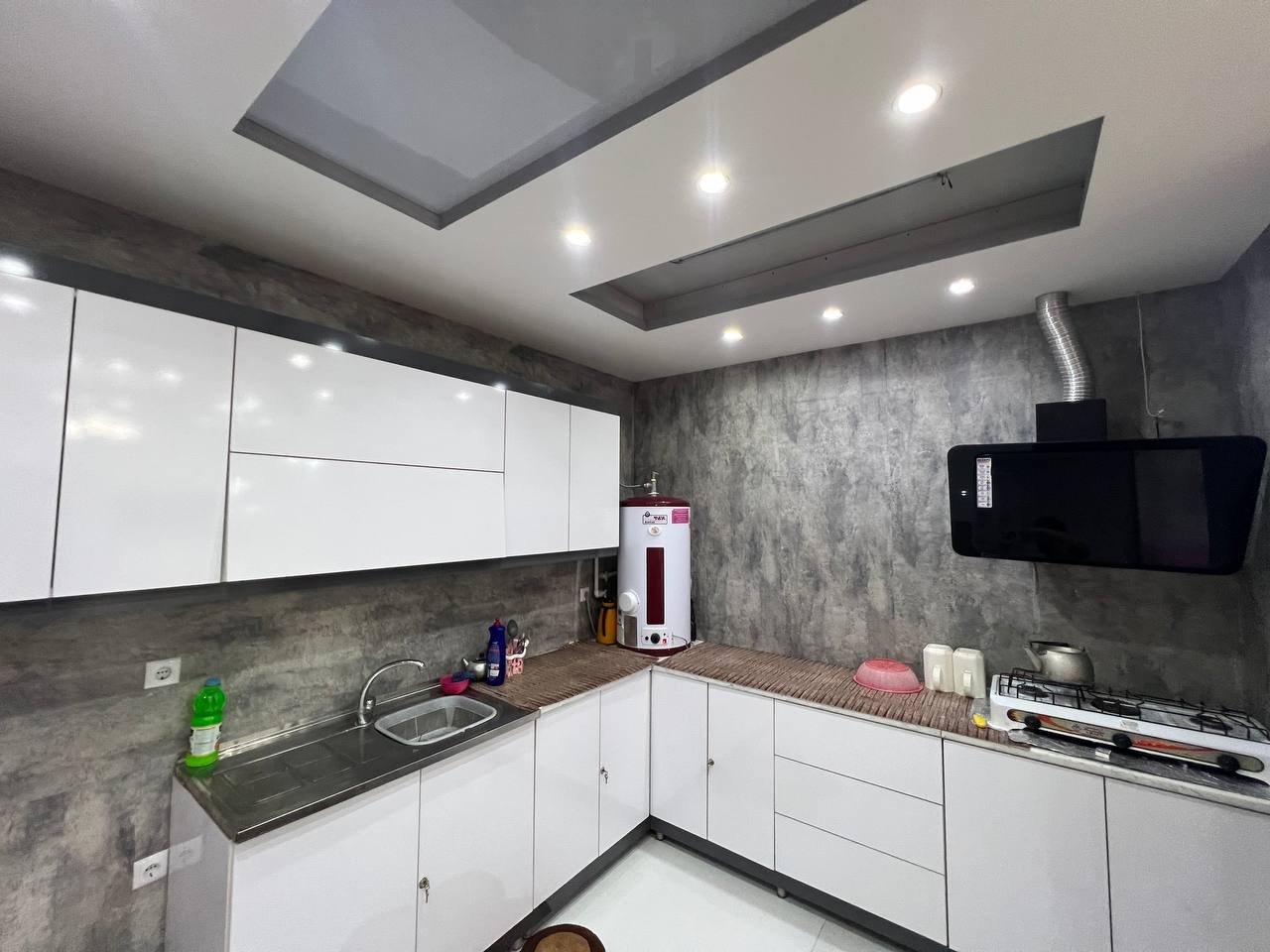 ویلا ویلای استخردار آبگرم فرسام