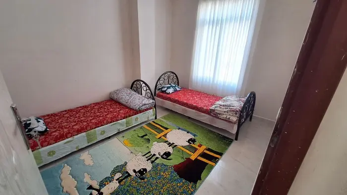 آپارتمان دوخوابه شهرک عباس آباد - اتاق خواب