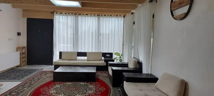 کلبه دوخوابه سوئیسی پسر جنگل