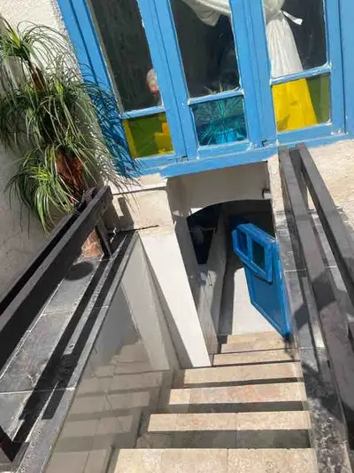 اقامتگاه سنتی خانه تاریخی هاشمی - واحد گل برگ