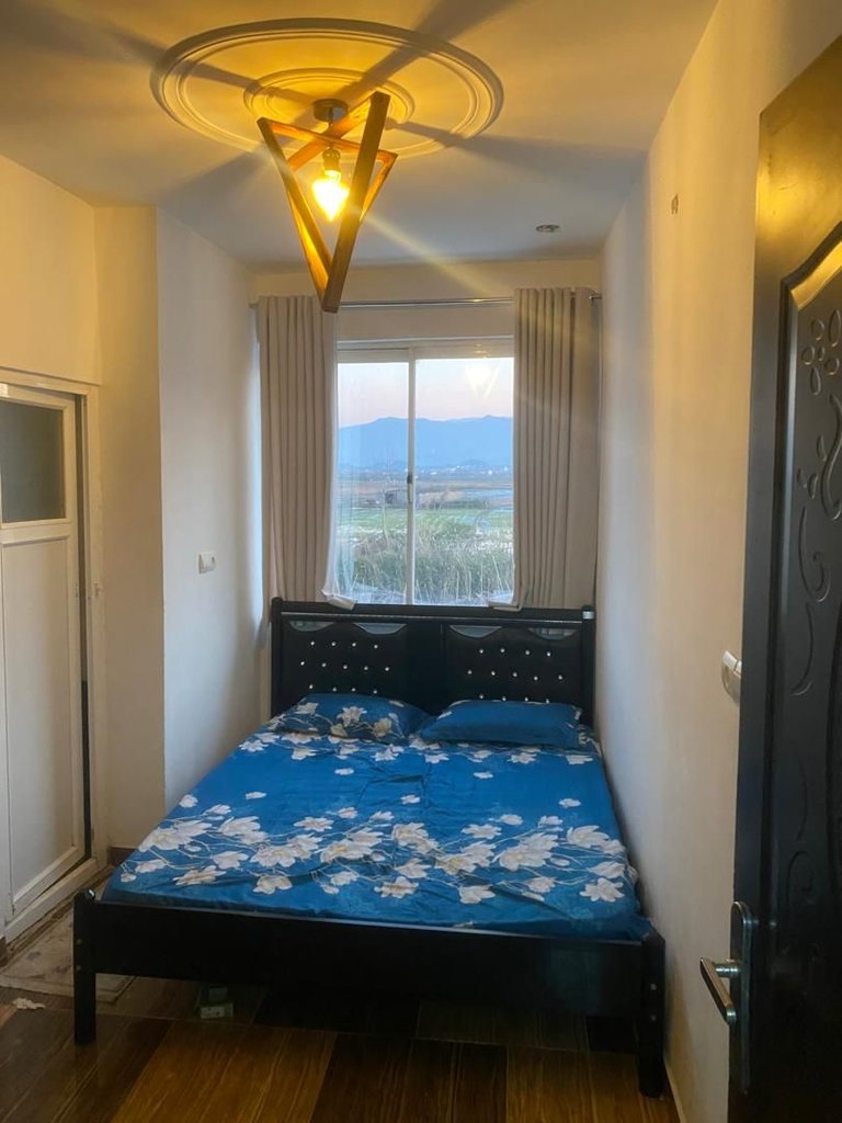 آپارتمان دوخوابه جمهوری 20