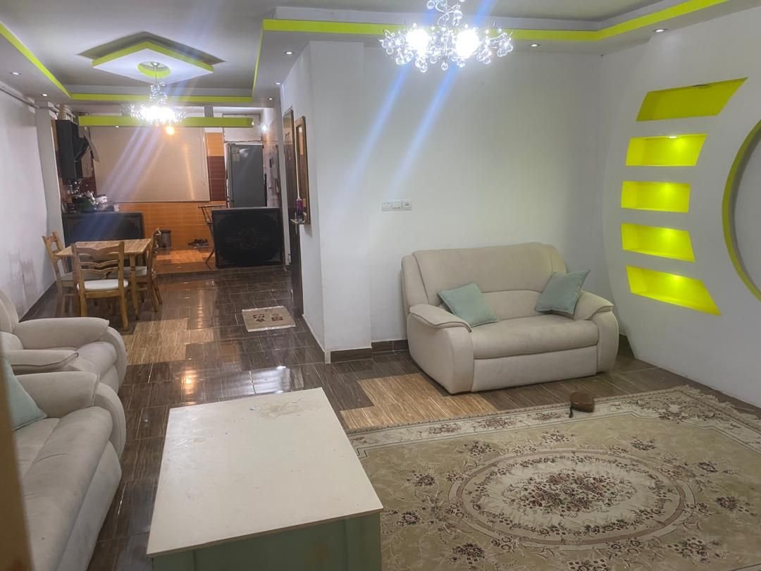 آپارتمان دوخوابه جمهوری 20