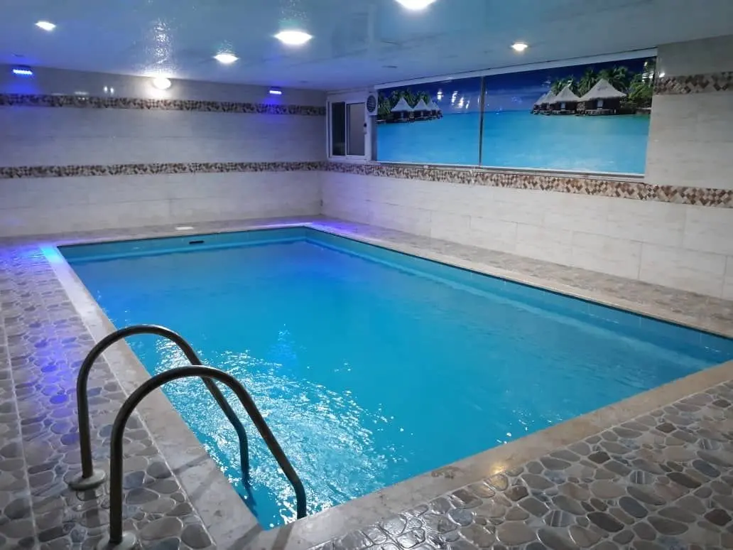 ویلا دوخوابه استخردار آبگرم دلوین 1