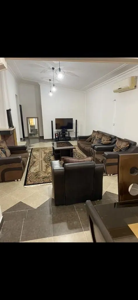 دوخوابه مبین - نشیمن