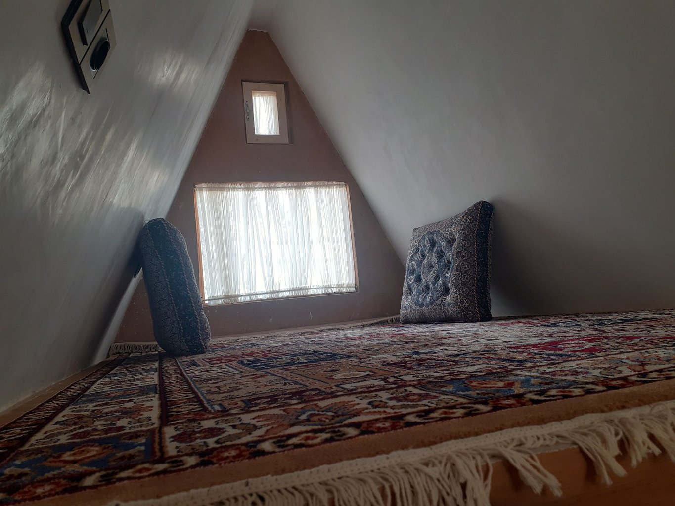 یک خوابه ارم بوم ۳