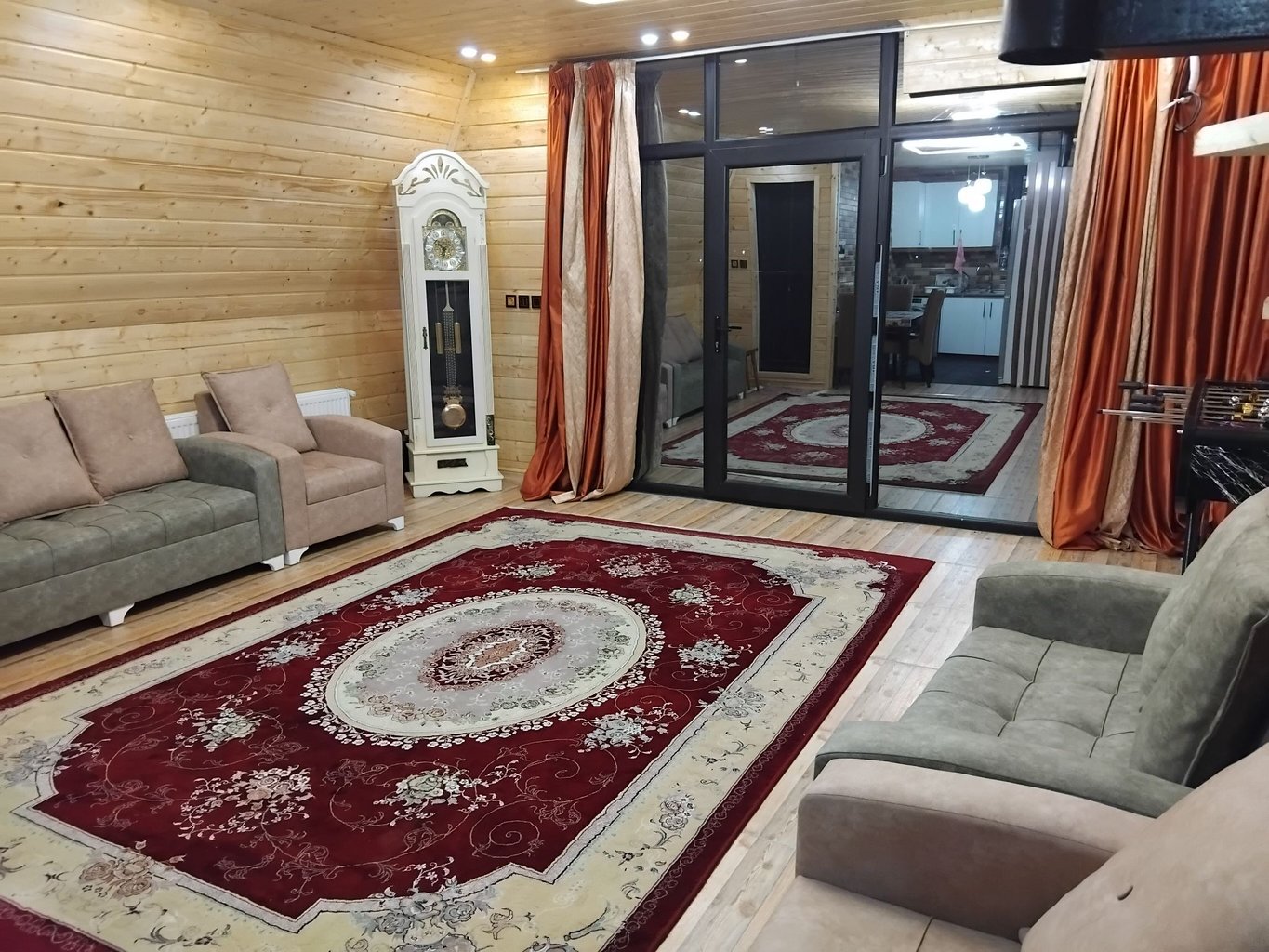 دوخوابه سوئیسی مانیار