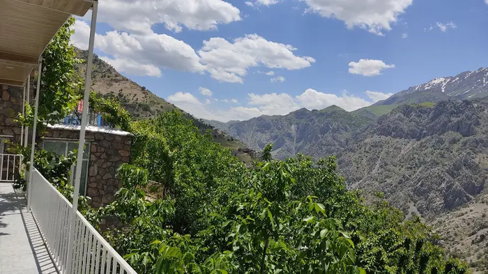 سوئیت دوخوابە بهرامی 1 - تراس