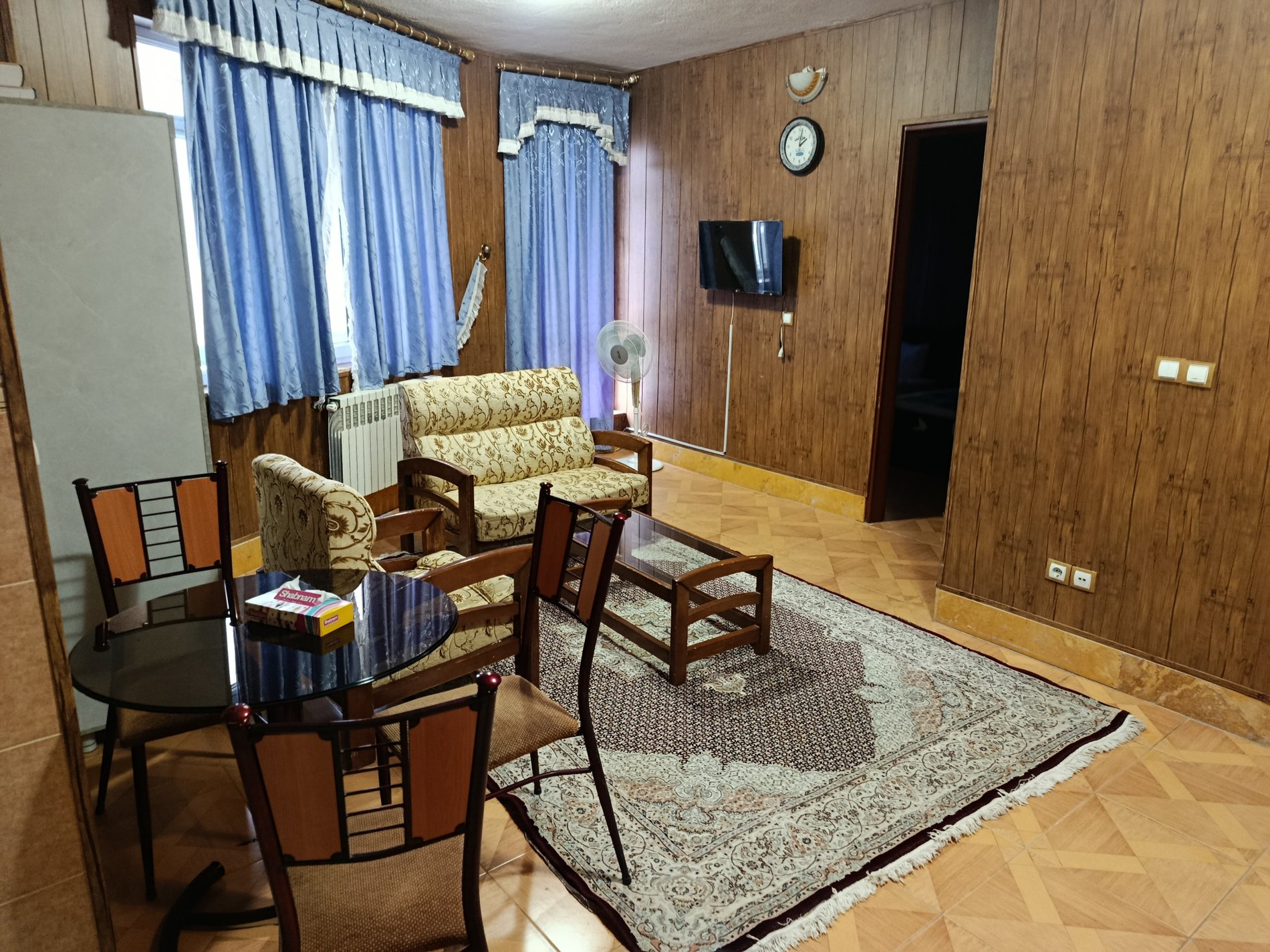 مجتمع اقامتی آلتین سرعین - یک خوابه سه تخته 2