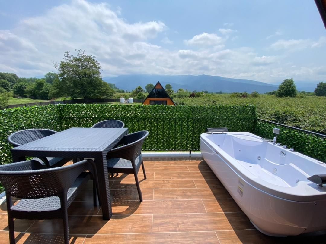 کلبه دوخوابه سوئیسی سنایی