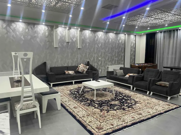 ویلا دوخوابه استخردار آبگرم قناری 8 - انتخاب عنوان تصویر