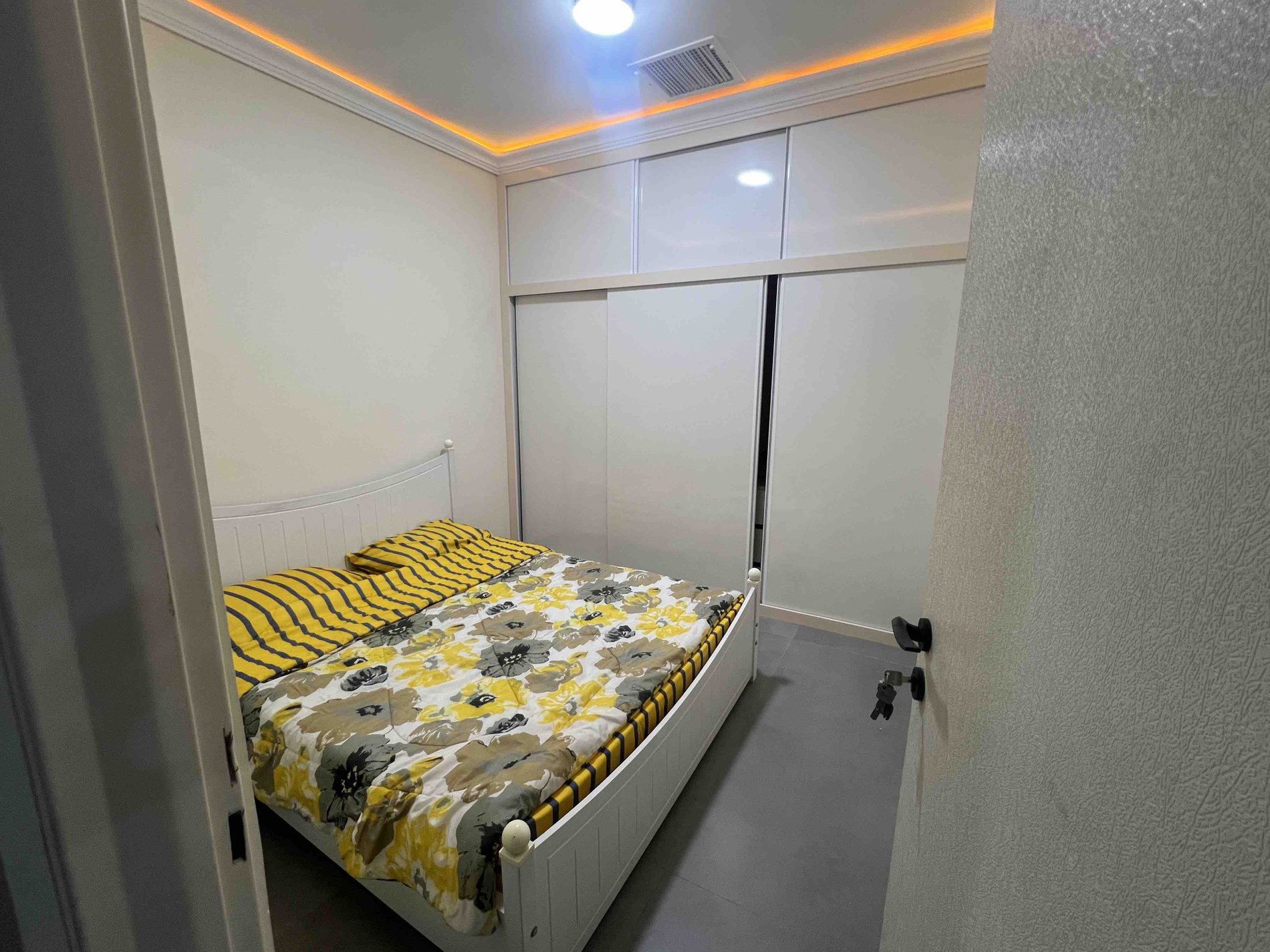 ویلا دوخوابه استخردار آبگرم قناری 8