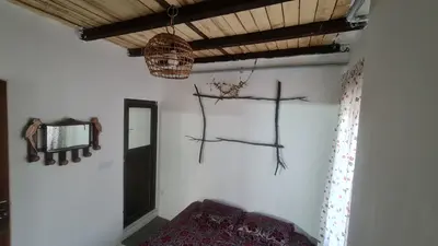 اقامتگاه سنتی فلت فرحی - نسوم