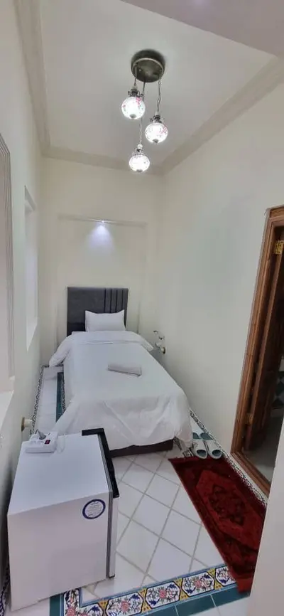 اقامتگاه سنتی طاق ستاره - واحد بنفشه