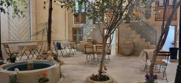 اقامتگاه سنتی طاق ستاره - واحد نیلوفر