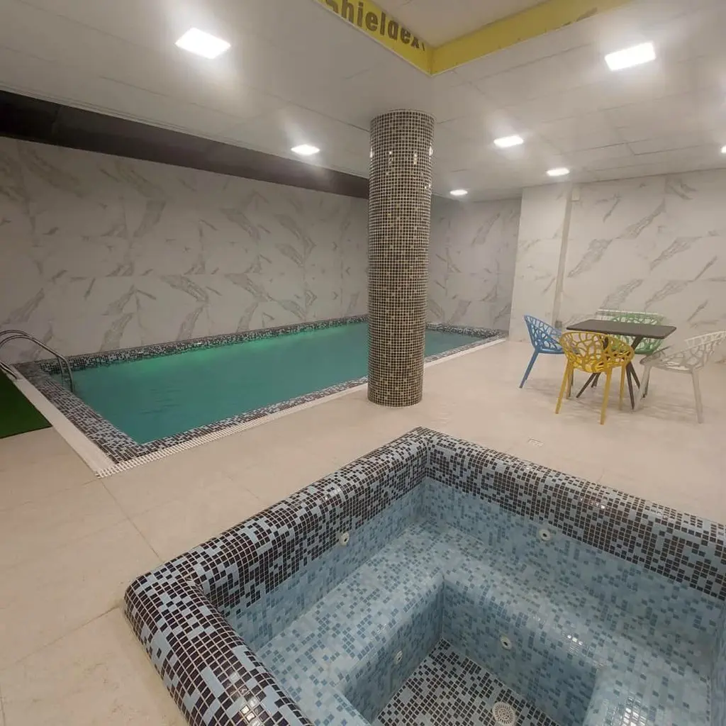 ویلا چهارخوابه تریپلکس استخردار ساحل قو