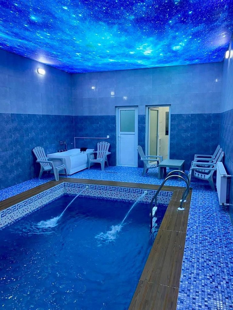 ویلا دوخوابه استخردار آبگرم شهرک یاس آبی