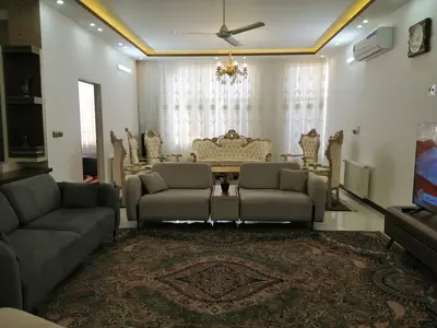 آپارتمان سه خوابه ارغوان